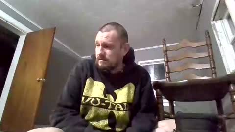 Snapshot of cuntreeboy68 chatting on 01.08.25 Bash online show from 01.08.25