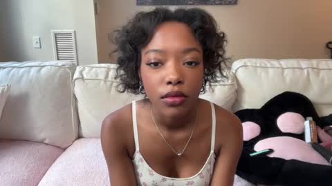 Anna online show from 12.04.25