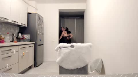 maria  alex online show from 12.28.24