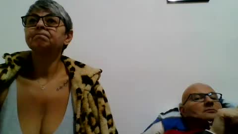 Snapshot of cuplu4346529860 chatting on 12.02.24 couple online show from 12.02.24