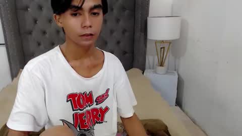 Xyrien online show from 10.20.25