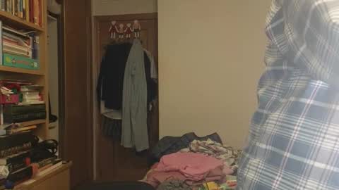 curiosillo1983 online show from 10.31.25