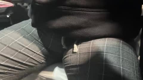 Snapshot of curioso_965 chatting on 12.03.25 Curioso 965 online show from 12.03.25