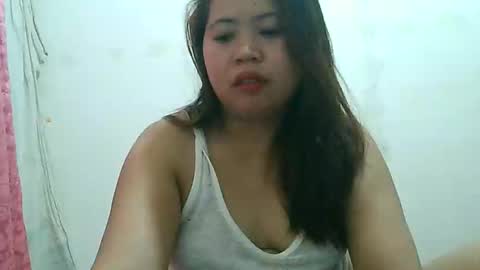 Snapshot of curious_girl247 chatting on 12.25.24 curious_girl247 online show from 12.25.24