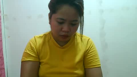 Snapshot of curious_girl247 chatting on 01.12.25 curious_girl247 online show from 01.12.25