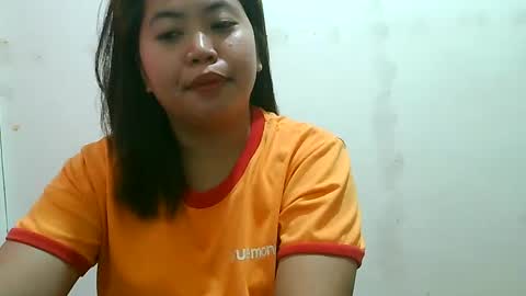 Snapshot of curious_girl247 chatting on 01.17.25 curious_girl247 online show from 01.17.25