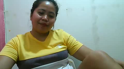 Snapshot of curious_girl247 chatting on 01.23.25 curious_girl247 online show from 01.23.25