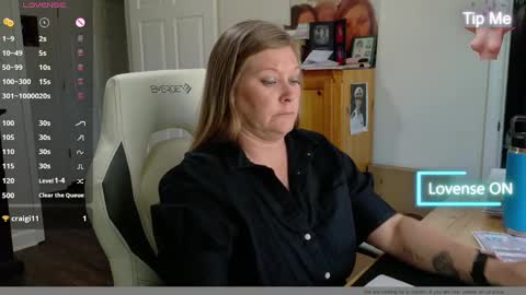 Snapshot of curiouscouple3143 chatting on 03.12.25 curious couple online show from 03.12.25