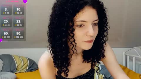 Snapshot of curlixiee chatting on 07.10.26 Kira online show from 07.10.26
