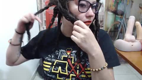 Vannesa online show from 10.24.25