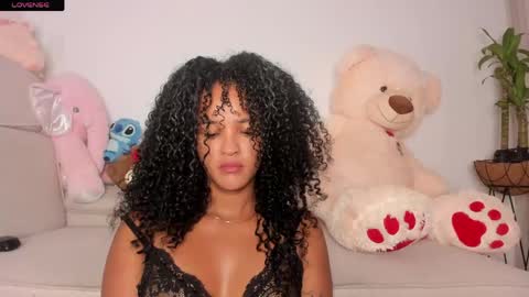 Snapshot of curly_sweett chatting on 06.05.26 Curly - OF- CURLY SWEETT online show from 06.05.26