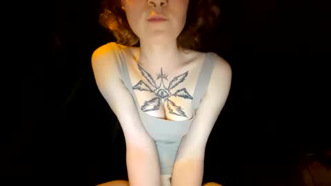 Snapshot of curryarches chatting on 09.17.25 curryarches online show from 09.17.25