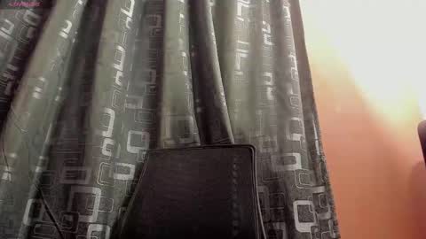 Snapshot of curt_x chatting on 03.11.25 Curt online show from 03.11.25