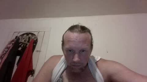 Snapshot of curtish1 chatting on 09.22.25 Big fat cock online show from 09.22.25