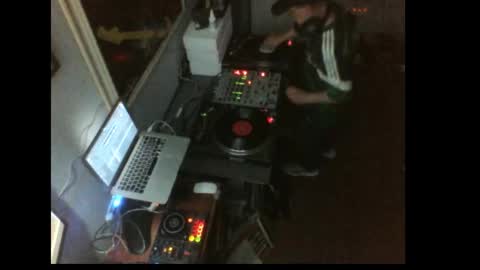 curvelover1977 online show from 01.18.26