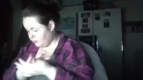 dahlia -kim online show from 12.08.24