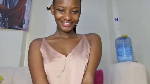 cute annah online show from 01.26.25