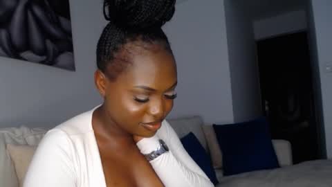 Liya online show from 01.26.25