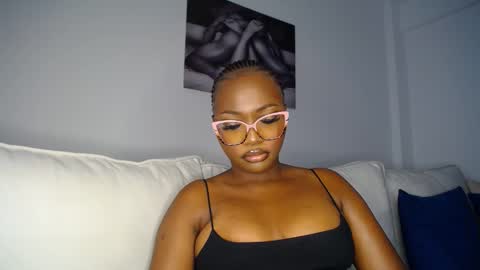 Liya online show from 02.18.25