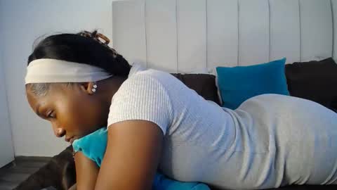 Liya online show from 10.06.25