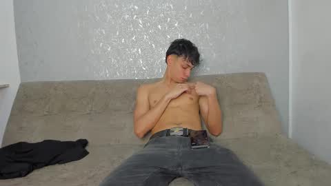 ARTURO-18  MATIAS-18  NIKOLAY-19  HADES-18  GABO-19 online show from 02.25.26