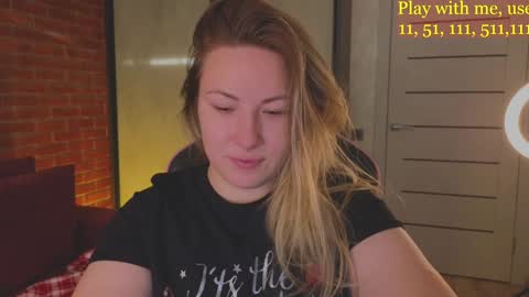 Everyday stream in the same time online show from 12.18.24