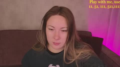 Everyday stream in the same time online show from 10.09.25