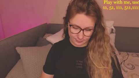 Everyday stream in the same time online show from 11.20.25