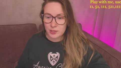 Everyday stream in the same time online show from 12.05.25