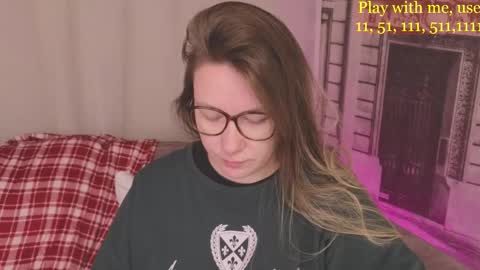 Everyday stream in the same time online show from 01.12.26