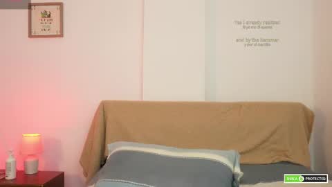 Snapshot of cute_erelis chatting on 07.12.26 You Erelis online show from 07.12.26
