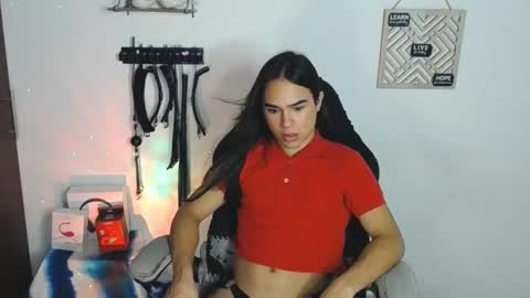 Cute horny1 online show from 01.27.25