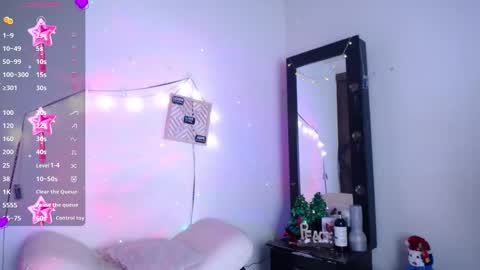 Cute horny1 online show from 11.13.25