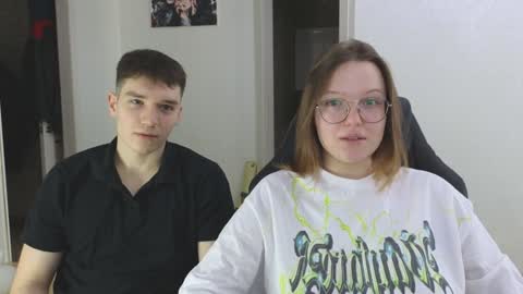 Snapshot of cute_junk chatting on 12.12.24 Kite and Jack online show from 12.12.24