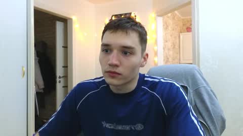 Snapshot of cute_junk chatting on 03.08.25 Kite and Jack online show from 03.08.25