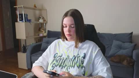 Snapshot of cute_junk chatting on 09.08.25 Kite and Jack online show from 09.08.25