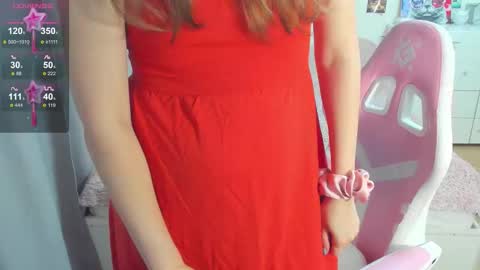 Snapshot of cute_kate0 chatting on 09.25.25 cute_kate0 online show from 09.25.25