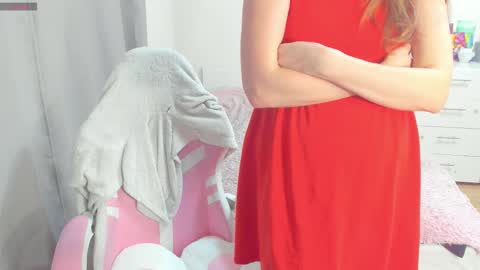 Snapshot of cute_kate0 chatting on 10.21.25 cute_kate0 online show from 10.21.25