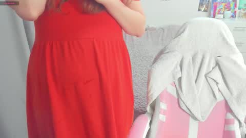 Snapshot of cute_kate0 chatting on 11.13.25 cute_kate0 online show from 11.13.25