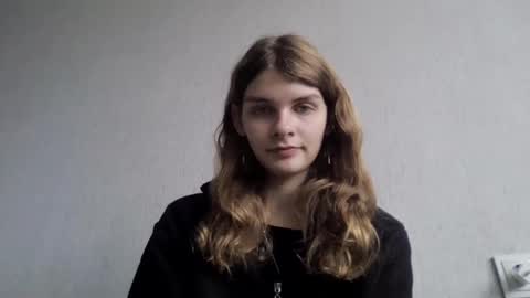 cute_kitte online show from 12.17.24