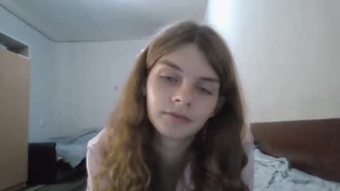 cute_kitte online show from 12.22.24