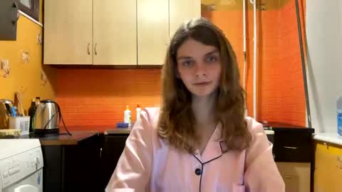 cute_kitte online show from 12.26.24