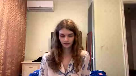 cute_kitte online show from 11.13.25