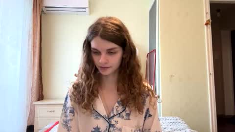 cute_kitte online show from 12.19.25