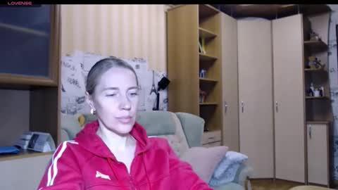 cute_lion_ online show from 11.18.25