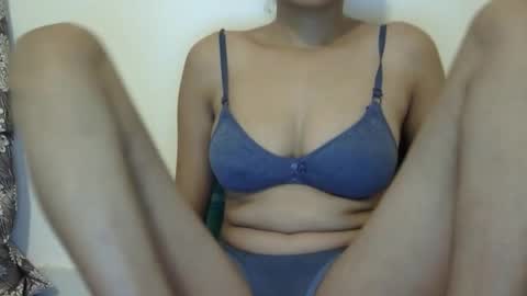Snapshot of cute_lizaa chatting on 04.18.26 lizaa online show from 04.18.26