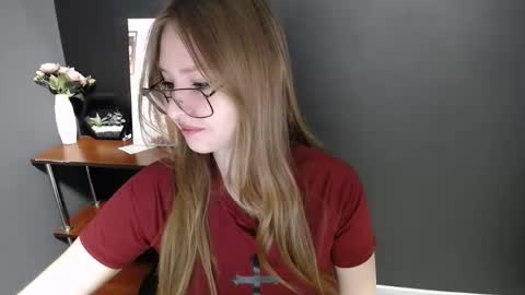 Veronica online show from 03.24.26