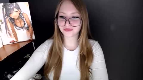 Snapshot of cute_minx chatting on 05.27.26 Veronica online show from 05.27.26
