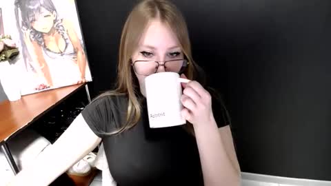 Snapshot of cute_minx chatting on 06.08.26 Veronica online show from 06.08.26