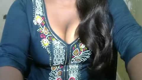 Snapshot of cute_payalji chatting on 04.29.26 alia online show from 04.29.26